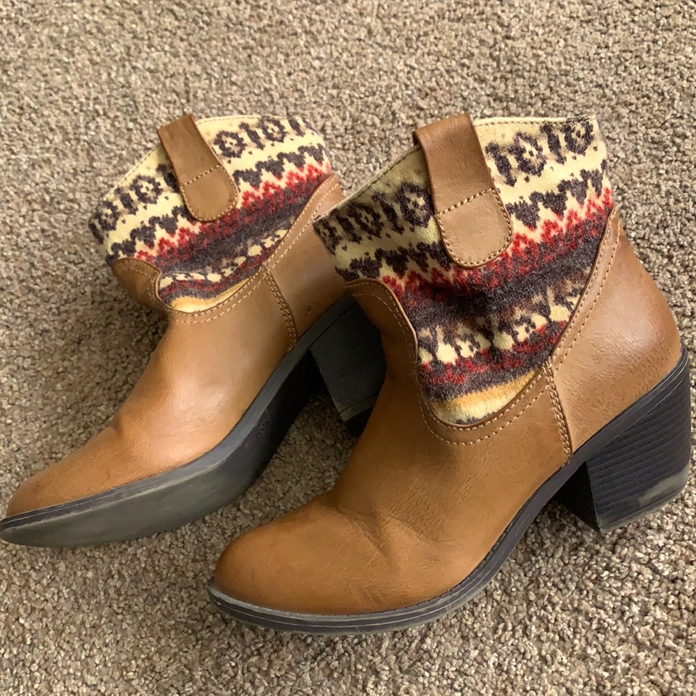 Ankle boots, knit upper